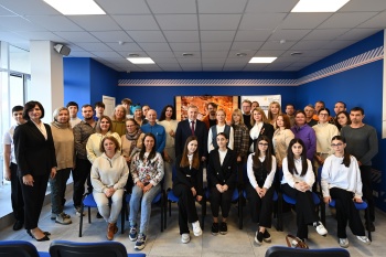 ����� ������ ���������� ��������� ������� � ������ ������ ������ �������, ����������� 24-����� ����������� ������ ������