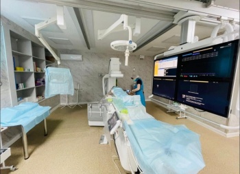 В Адыгейской республиканской клинической больнице провели первую коронарографию с помощью нового ангиографа