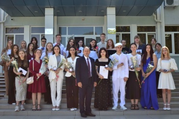 � ���������� ������ ��������� 28 ����������� �� ���������� � �����