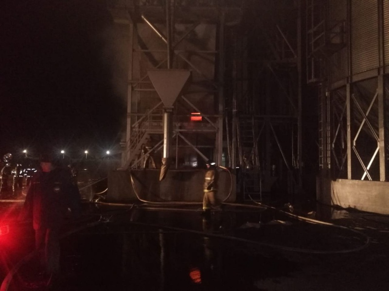 В Адыгее на территории маслозавода ООО «Мамруко» произошло возгорание
