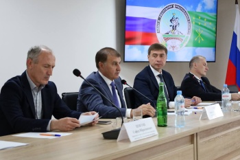 В Тахтамукайском районе прошла 27-я сессия Совета народных депутатов В Тахтамукайском районе прошла 27-я сессия Совета народных депутатов