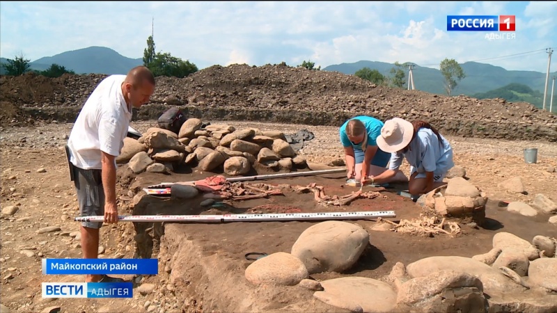 Археологи Адыгеи нашли погребение, датируемое третьим тысячелетием до нашей эры