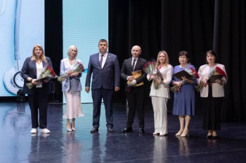 Звание «Лучший врач года» в Адыгее получили сразу два медработника Звание «Лучший врач года» в Адыгее получили сразу два медработника