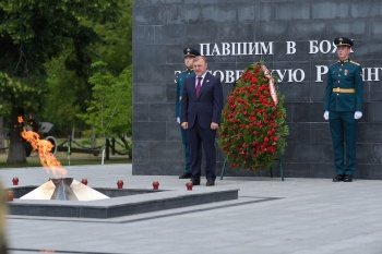 � ������ ��������� ����� ����� � ������� ����